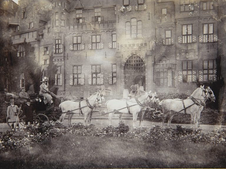 Stolk Start Restauratie Rijtuigen Kasteel De Haar - Stolk Balkbrug ...